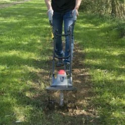 POWER PLUS Powerplus - Garden Economy - POWEG7010 - A Balais à Charon - Motoculteur - 1050W 11 POWER PLUS Powerplus - Garden Economy - POWEG7010 - A Balais à Charon - Motoculteur - 1050W -Motoculteur et accessoire Soldes 47939657 5